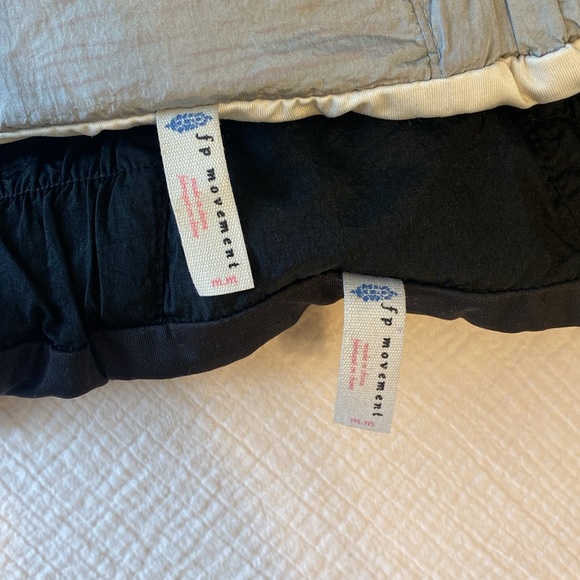 Free People Movement grey & black shorts! - Picture 5 of 5